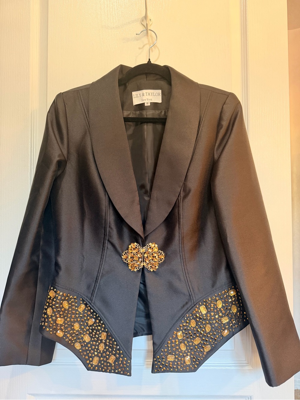 Vintage Lily & Taylor New York Black Embellished Evening Jacket size 8 NWOT